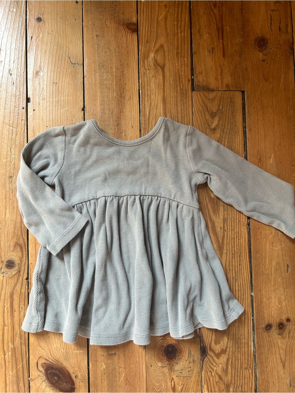 Quincy Mae Organic Cotton sage green ribbed top/dress - 6-12m